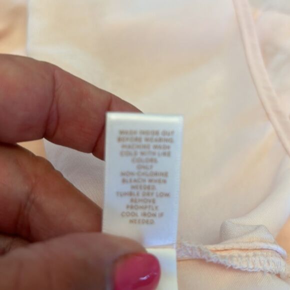 LC Lauren Conrad pale pink ruffle V tank top Size XXL New - Picture 11 of 11